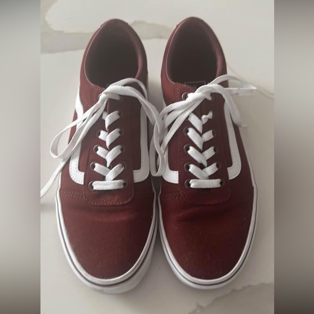 Women’s Size 9 Burgundy Vans